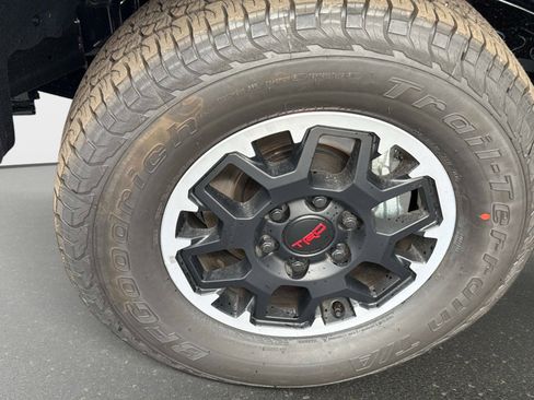 New 2026 Toyota Tacoma TRD Off-Road AWD/4WD image 10