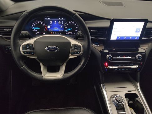 Used 2023 Ford Explorer Limited w/ Equipment Group 301A image 22