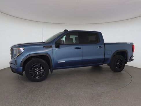 Used 2024 GMC Sierra 1500 Elevation AWD/4WD image 5