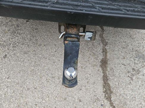 Used 2010 Chevrolet Silverado 1500 LS image 34