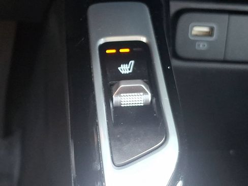 Used 2023 Kia Sorento SX AWD/4WD image 23