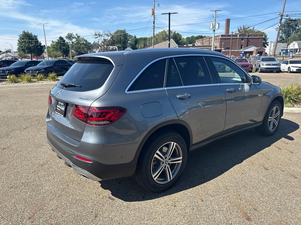 Used 2021 Mercedes-Benz GLC 300 4MATIC image 6
