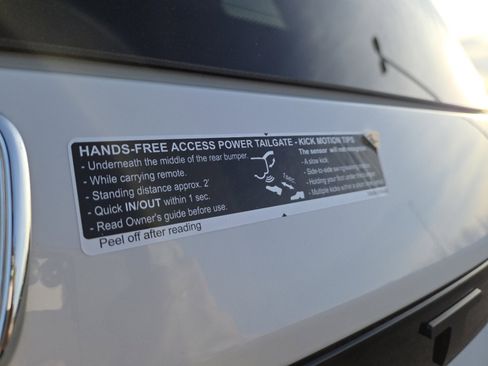 Used 2025 Honda Pilot Elite image 19