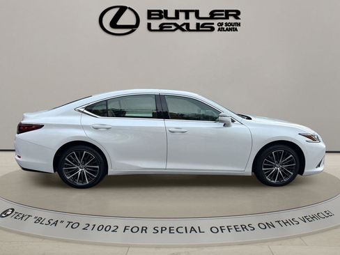 New 2025 Lexus ES 350 w/ Premium Package image 4