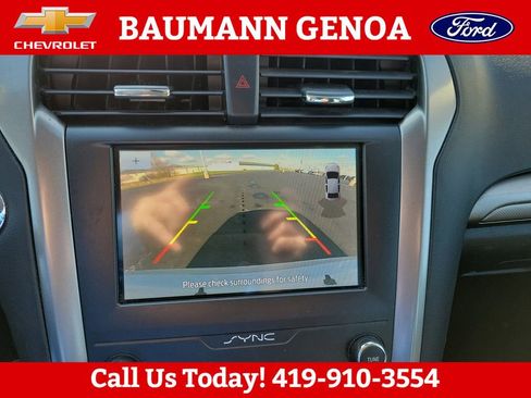 Used 2020 Ford Fusion SE FWD image 20