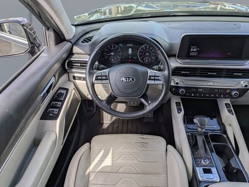 Used 2020 Kia Telluride SX w/ SX Prestige Package image 19