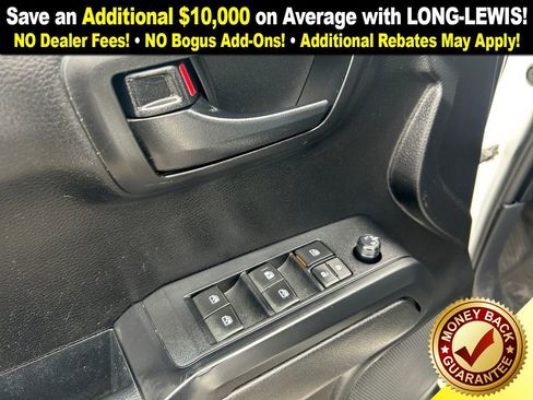 Used 2022 Toyota Tacoma SR image 17