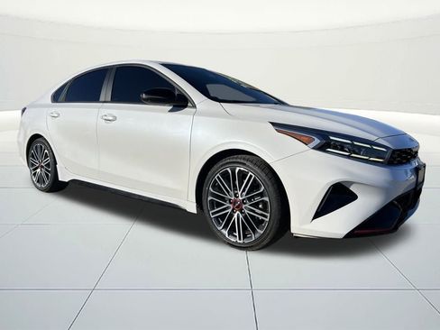 Used 2023 Kia Forte GT w/ GT2 Package image 7