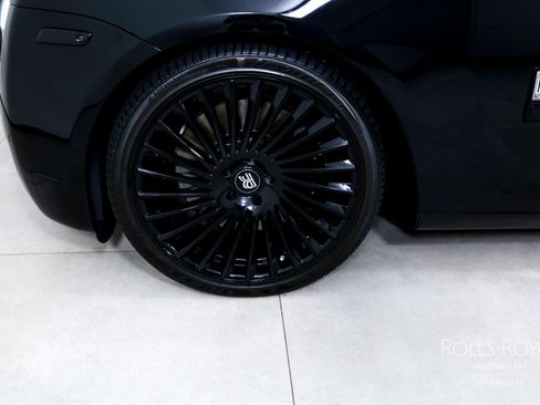 Used 2011 Rolls-Royce Ghost RWD image 38