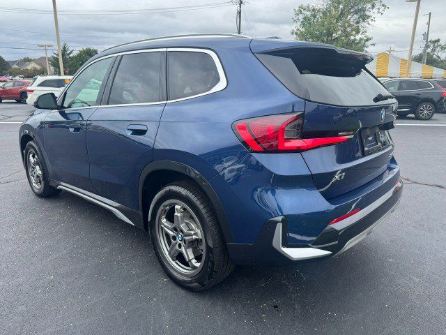 Used 2023 BMW X1 xDrive28i w/ Premium Package AWD/4WD image 8