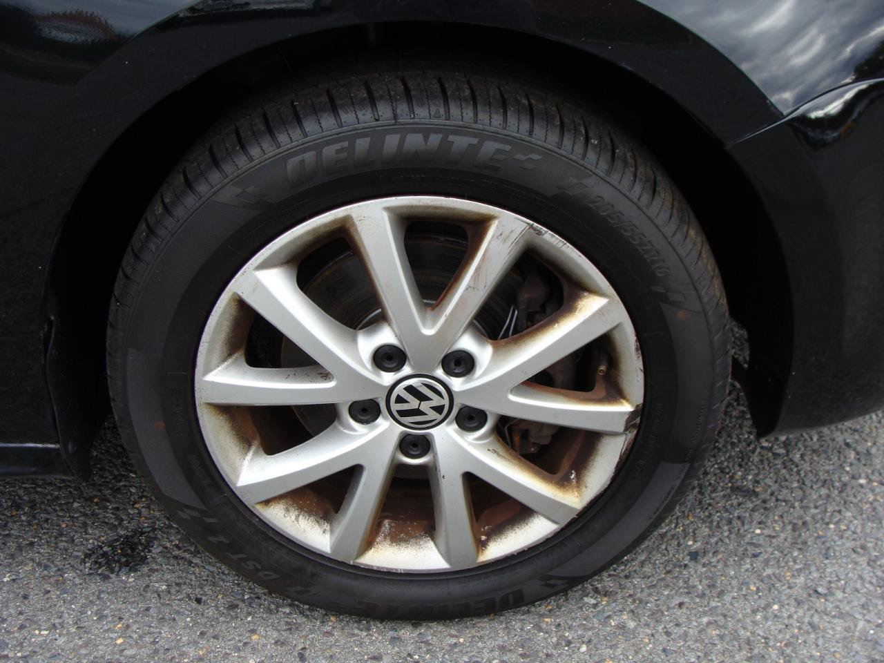 Used 2013 Volkswagen Jetta SE FWD image 26