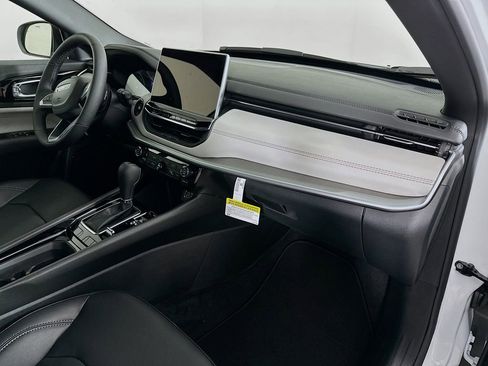 New 2026 Jeep Compass Limited image 35