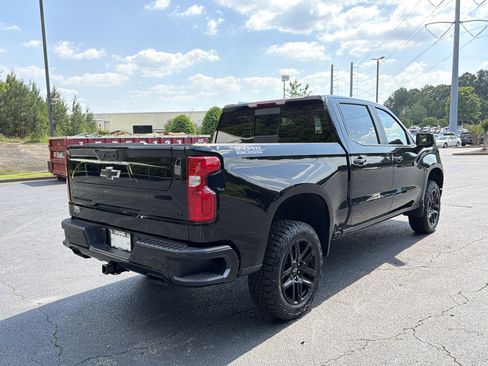 Used 2026 Chevrolet Silverado 1500 LT Trail Boss w/ LT Trail Boss Premium Package AWD/4WD image 5