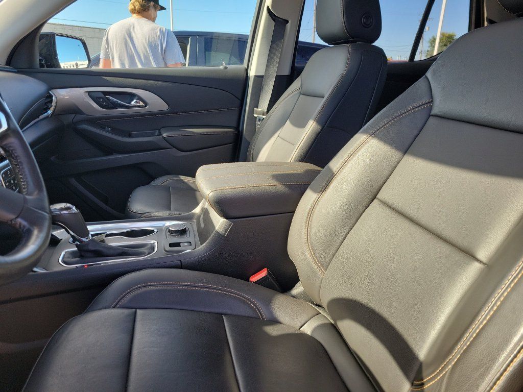 Used 2019 Chevrolet Traverse RS AWD/4WD image 23