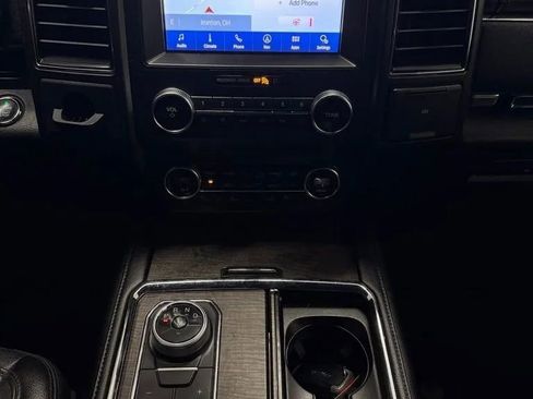 Used 2020 Ford Expedition Limited AWD/4WD image 19