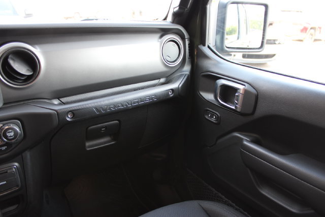 Used 2022 Jeep Wrangler Unlimited Sport AWD/4WD image 44