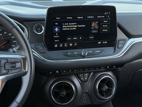 Certified 2024 Chevrolet Blazer LT w/ Convenience Package image 16