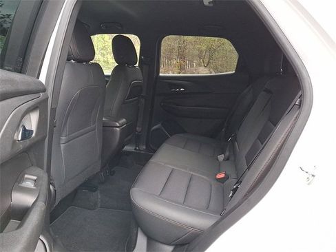 Used 2021 Chevrolet TrailBlazer RS w/ Convenience Package image 13