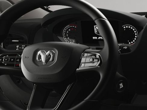 New 2024 RAM ProMaster 3500 w/ Premium Convenience Group image 39