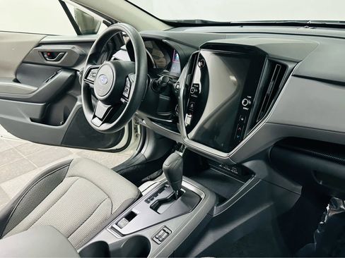 Used 2024 Subaru Crosstrek 2.0i Premium image 8