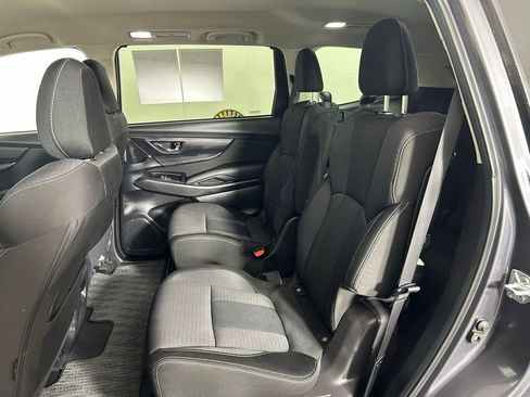 Used 2025 Subaru Ascent Premium AWD/4WD image 17