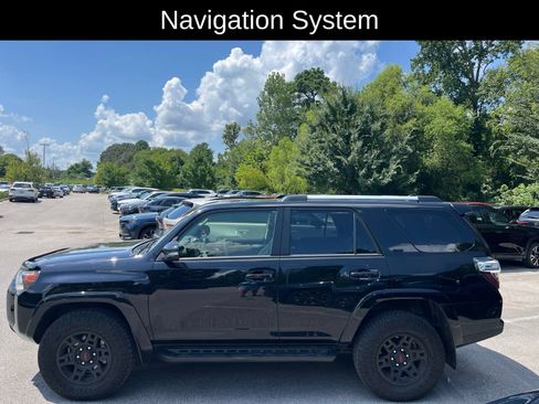 Used 2023 Toyota 4Runner SR5 Premium w/ Moonroof Package AWD/4WD image 3