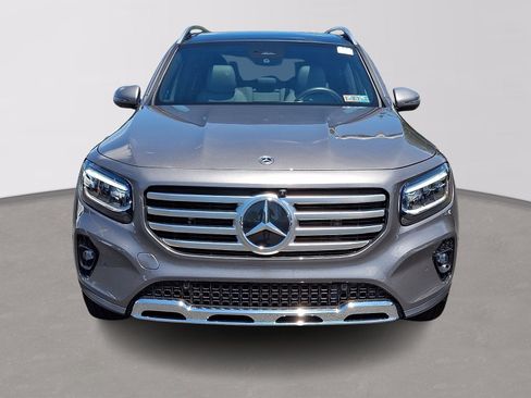 Used 2026 Mercedes-Benz GLB 250 4MATIC image 2