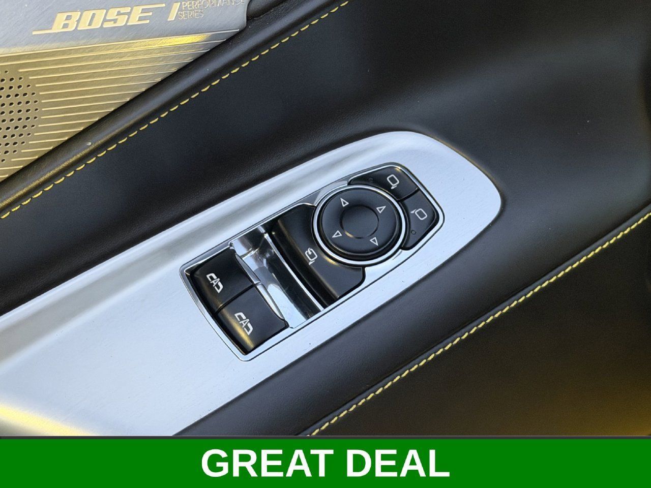 Used 2025 Chevrolet Corvette Stingray Premium Cpe w/ Z51 Performance Package RWD image 23