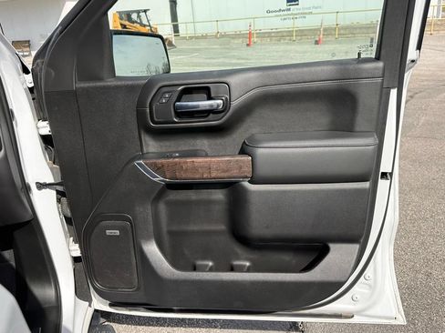 Used 2022 GMC Sierra 1500 Denali w/ Driver Alert Package II AWD/4WD image 30