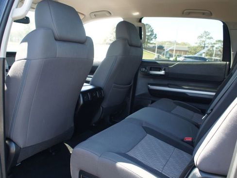 Used 2016 Toyota Tundra SR5 w/ SR5 Upgrade Package RWD image 14
