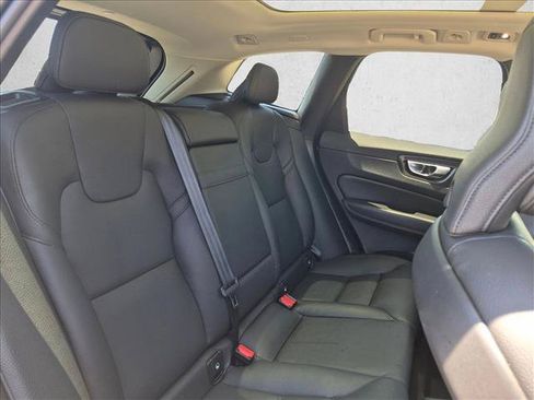 Used 2021 Volvo XC60 T8 Inscription Expression w/ Premium Package AWD/4WD image 27