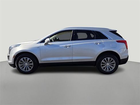 Used 2019 Cadillac XT5 Luxury image 2
