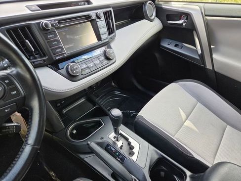 Used 2017 Toyota RAV4 XLE w/ All Weather Liner Package FWD image 32