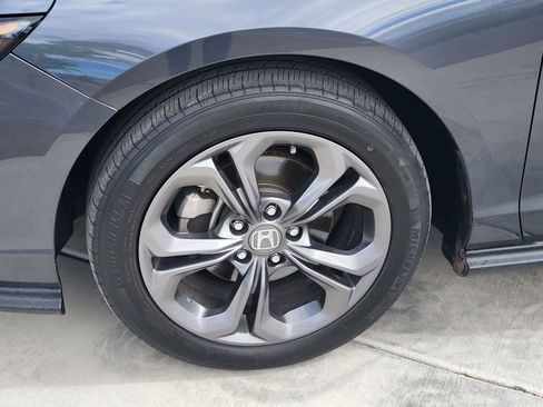 Used 2023 Honda Accord EX image 9