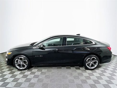 Certified 2022 Chevrolet Malibu LT image 4