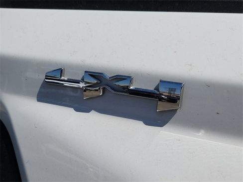 New 2025 GMC Canyon Elevation image 9