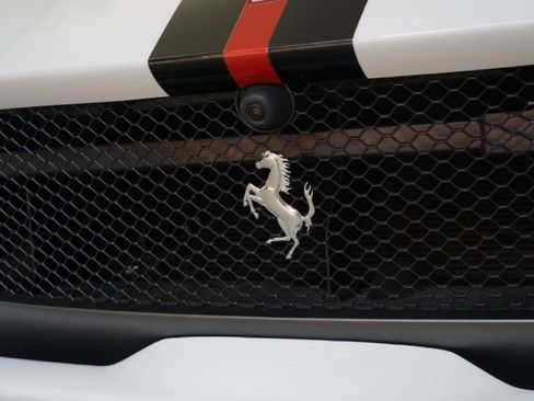 Used 2022 Ferrari 812 GTS RWD image 45
