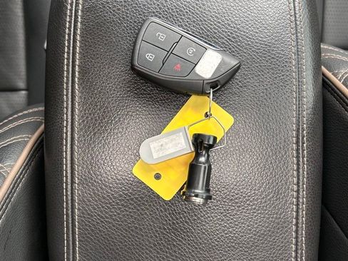 Certified 2023 GMC Canyon Denali image 35