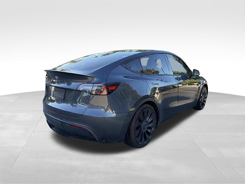 Used 2022 Tesla Model Y Performance AWD/4WD image 4