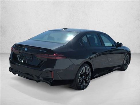 New 2027 BMW i5 eDrive40 w/ M Sport Package RWD image 2