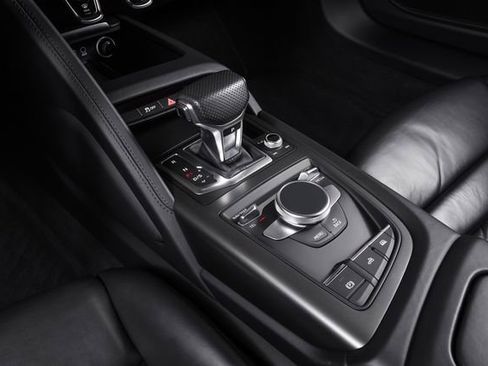 Used 2023 Audi R8 V10 performance RWD image 25