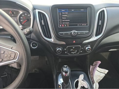Used 2020 Chevrolet Equinox LT FWD image 15