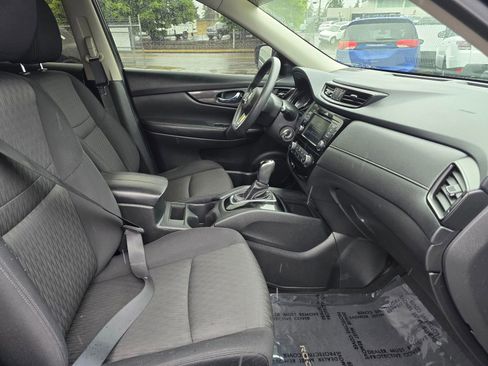 Used 2018 Nissan Rogue S AWD/4WD image 11