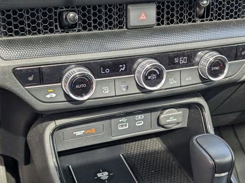 Used 2025 Honda CR-V Sport-L image 28