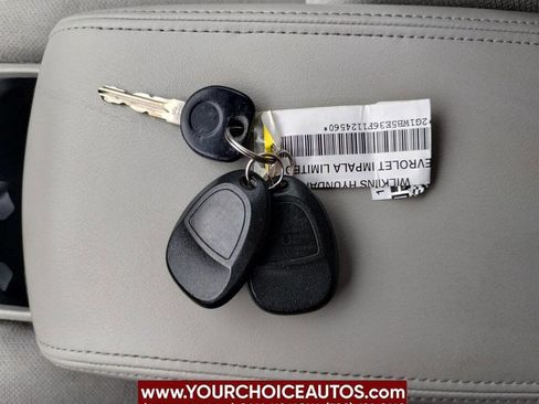 Used 2015 Chevrolet Impala LT w/ LT Sunroof Package image 33