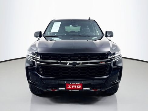 Used 2022 Chevrolet Suburban Z71 w/ Luxury Package image 8
