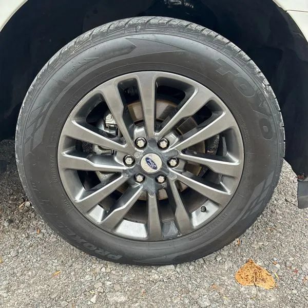 Used 2021 Ford Expedition Max Limited AWD/4WD image 17