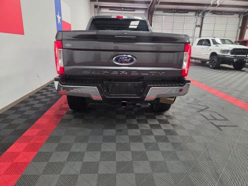 Used 2017 Ford F250 XLT w/ XLT Value Package AWD/4WD image 26