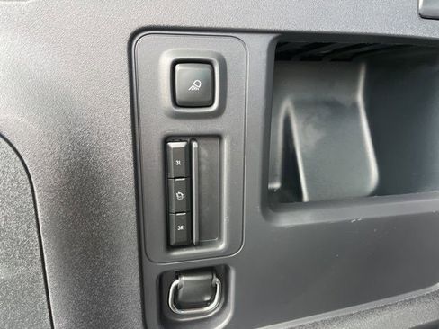 Used 2025 Lincoln Navigator L Black Label image 13