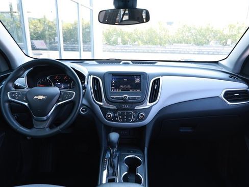Used 2024 Chevrolet Equinox LT FWD image 31